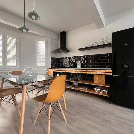 公寓 Apartamentos Ribadeo 里瓦德奥