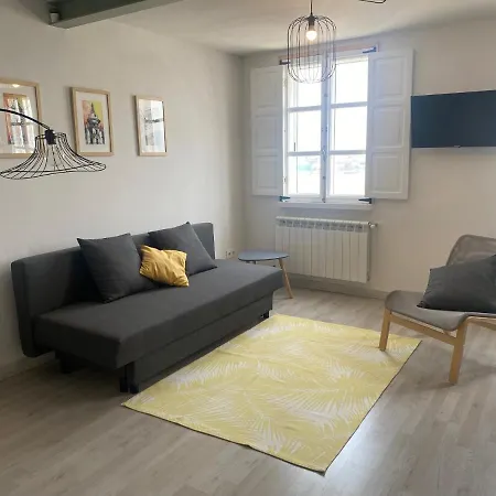 Apartamentos Ribadeo 公寓 *